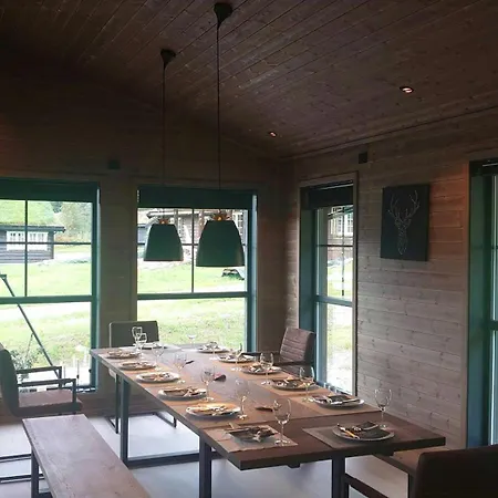 Holiday home With Inout Near Alpine