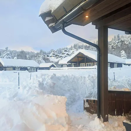 Holiday home With Inout Near Alpine